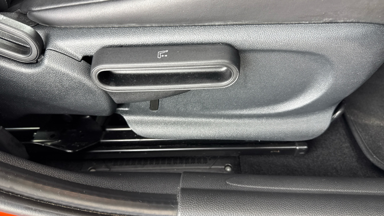 MINI Hatchback 1.5 Cooper II 5dr Auto [Chili Pack] Petrol Hatchback